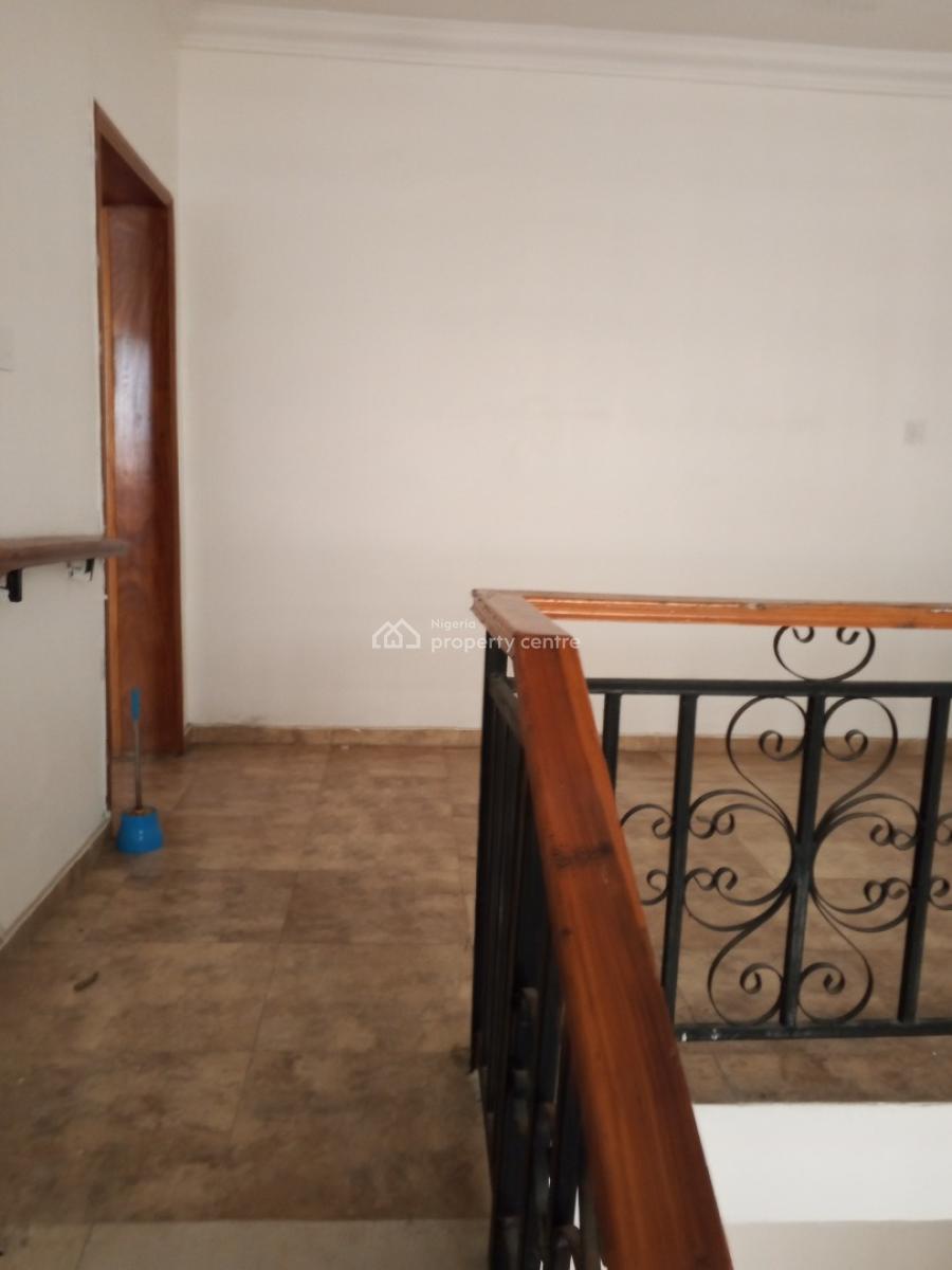 4 Bedroom Semi Detached House Sitting on Over 310 Square Meters, Osapa, Lekki, Lagos, Semi-detached Duplex for Sale