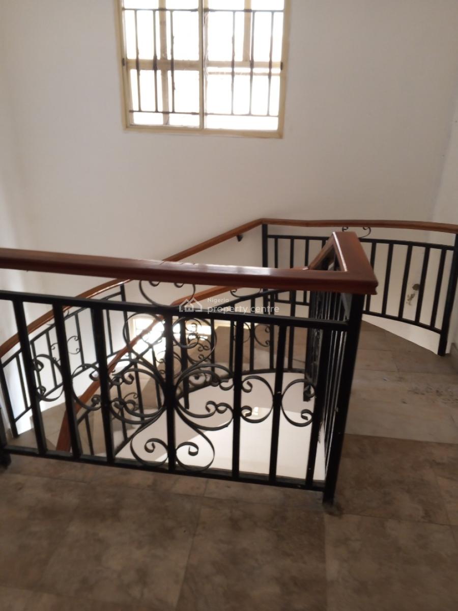 4 Bedroom Semi Detached House Sitting on Over 310 Square Meters, Osapa, Lekki, Lagos, Semi-detached Duplex for Sale