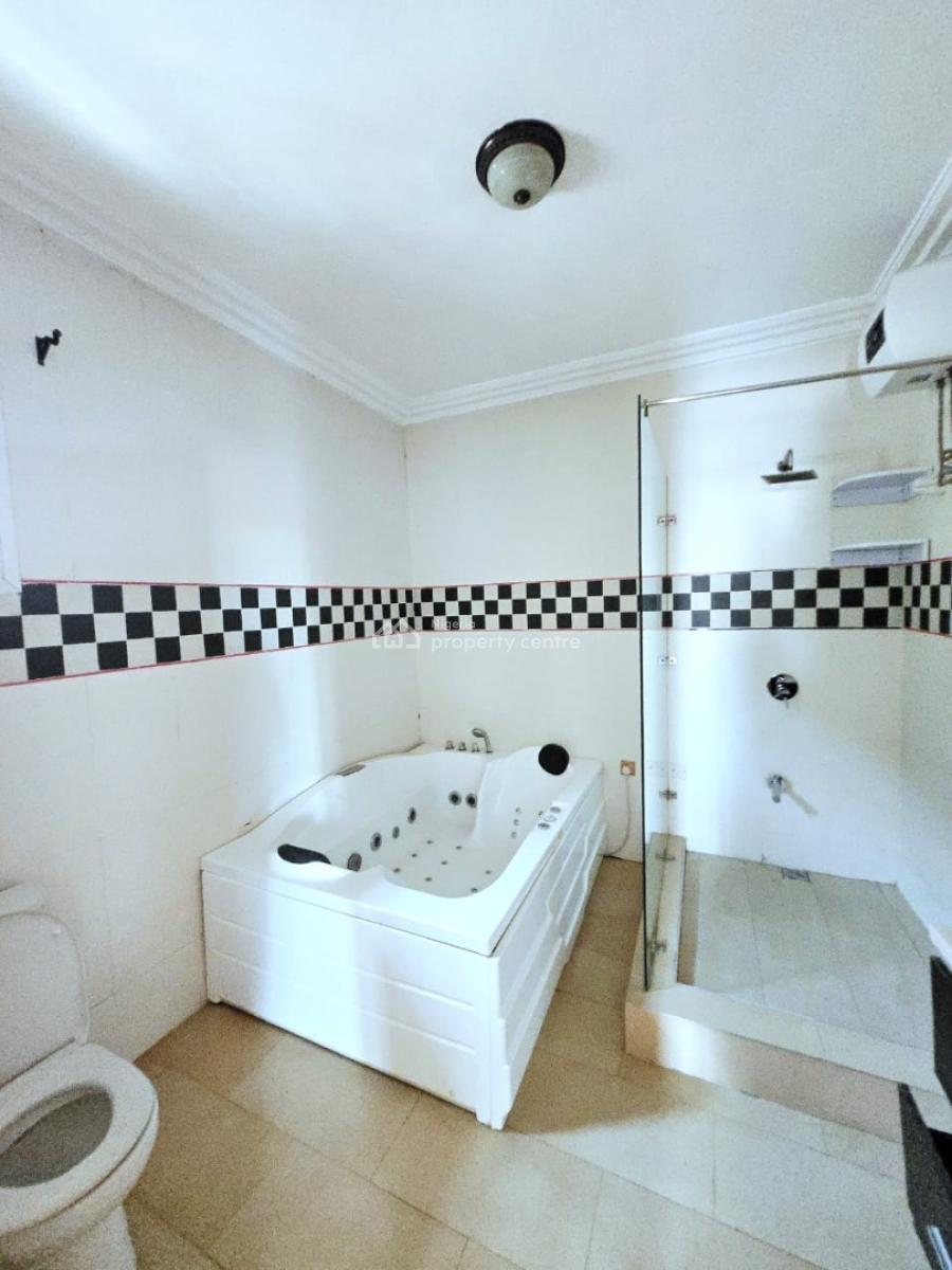 Spacious 5-bedroom Detached House, Lekki Phase 1, Lekki, Lagos, Detached Duplex for Sale