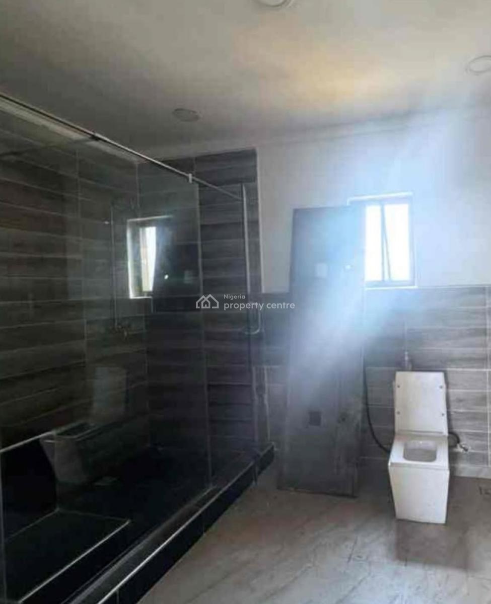 Spacious 3 Bedroom Flat with a Bq, Off Ajose Adeogun Street, Victoria Island (vi), Lagos, Flat / Apartment for Rent