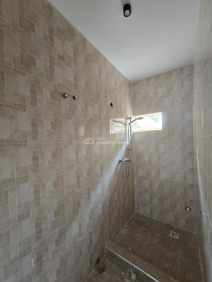 3bedroom Flat at Omole Phase 2 Very Good Location Cooperate Cli, Omole Phase 2, Ikeja, Lagos, Flat / Apartment for Rent