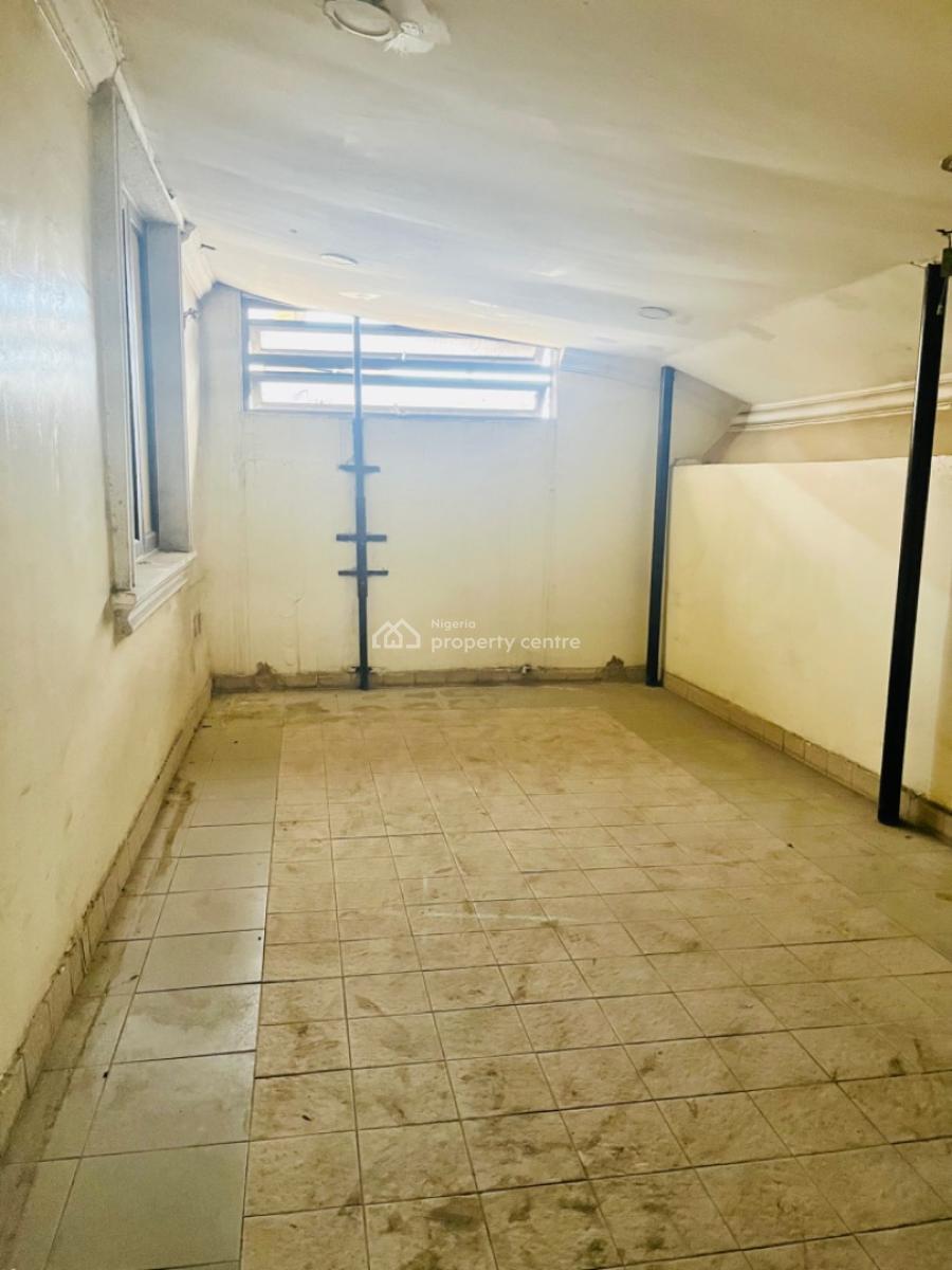 Five Room Office Space with Excellent Facilities, Sir Samuel Manuwa Street, Lekki Phase 1, Lekki, Lagos, Office Space for Rent