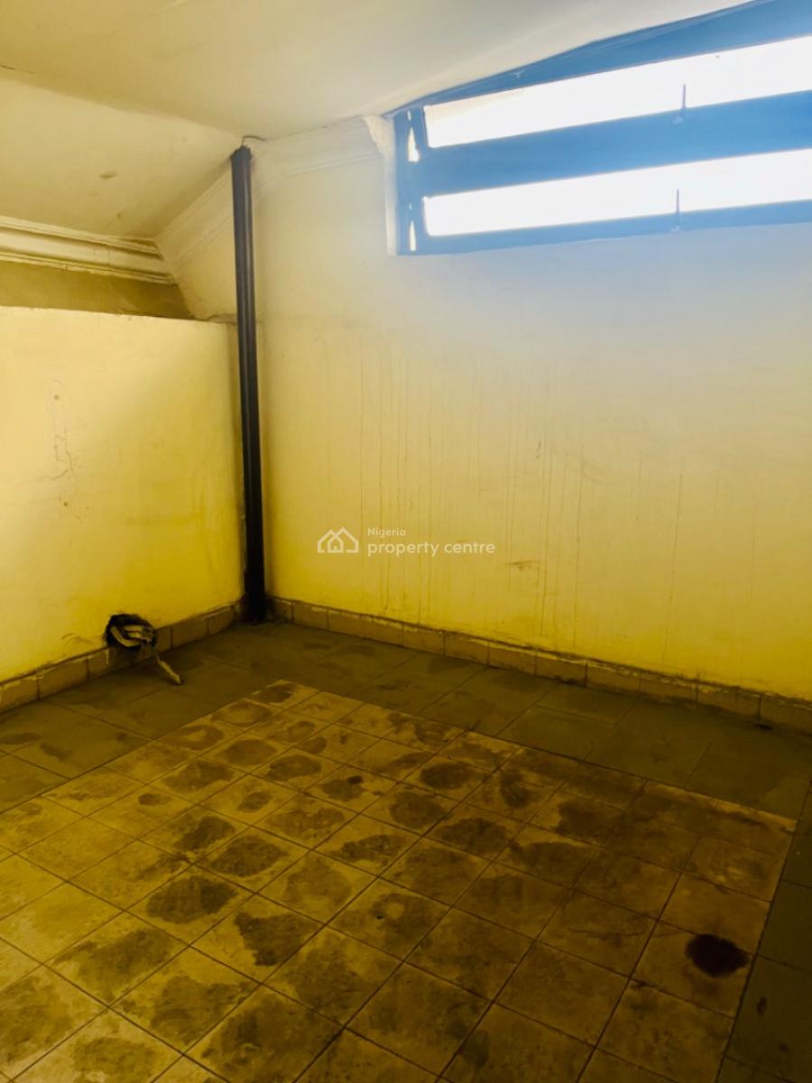 Five Room Office Space with Excellent Facilities, Sir Samuel Manuwa Street, Lekki Phase 1, Lekki, Lagos, Office Space for Rent