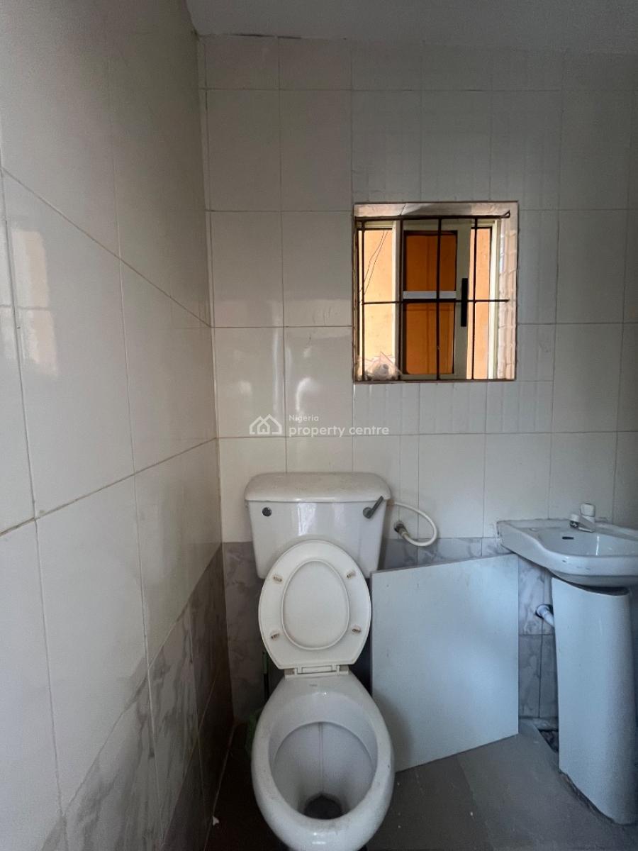Self Con Single Room, Alasela Estate, Ogombo, Ajah, Lagos, Flat / Apartment for Rent
