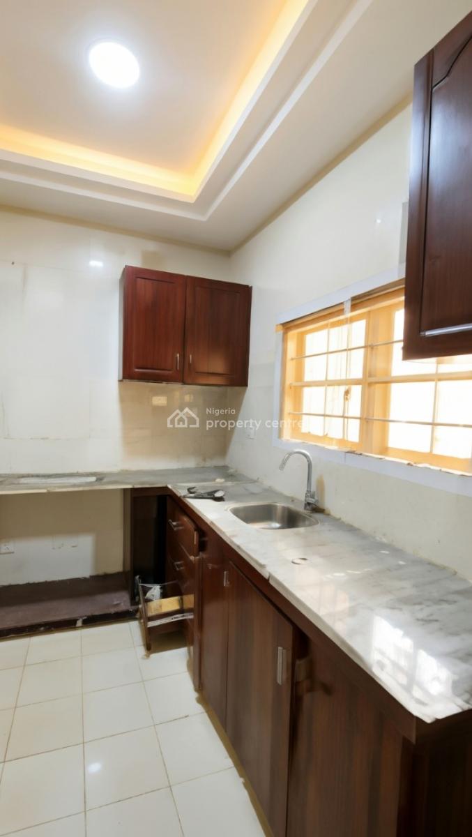 Massive Luxurious 2-bedroom Flat Airbnb-ready -- Watch Your Investment, By American International School, Durumi, Abuja, Flat / Apartment for Rent