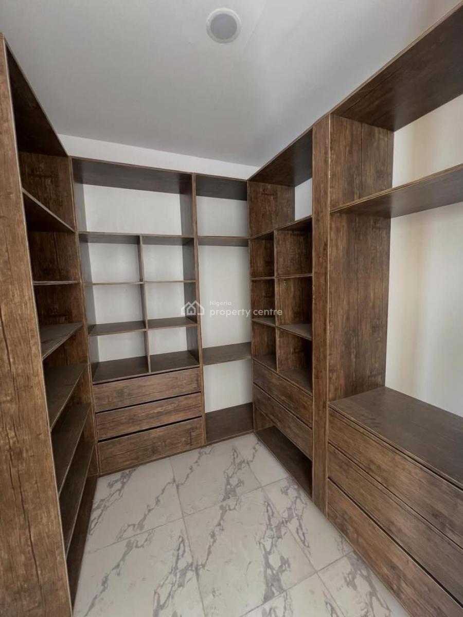 4 Bedroom Semi-detached Duplex with Bq, Ologolo, Lekki, Lagos, Semi-detached Duplex for Rent