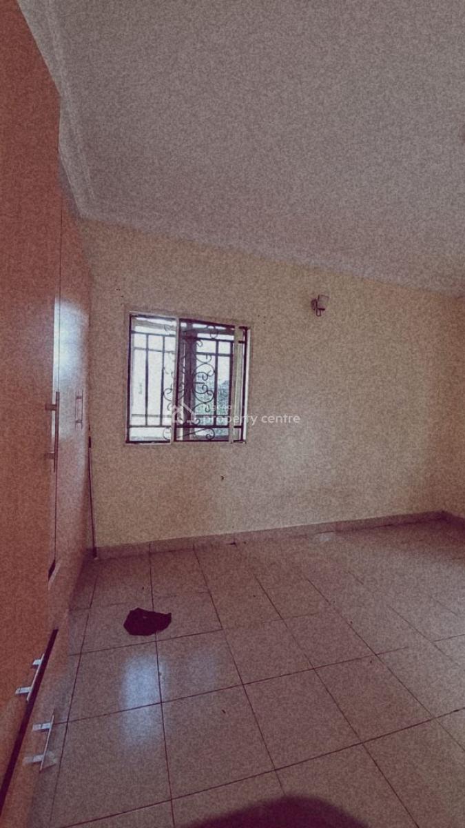 Luxury Room Shared  in a 3bedroom  Flat ., Sangotedo, Ajah, Lagos, Self Contain (single Rooms) for Rent