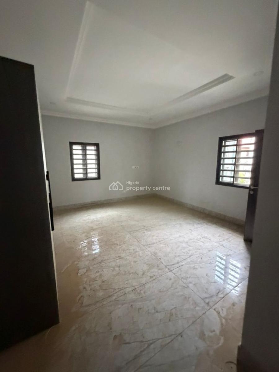Well-maintained 2-bedroom Apartment Located on The 2nd Floor, Utako, Abuja, Flat / Apartment for Rent