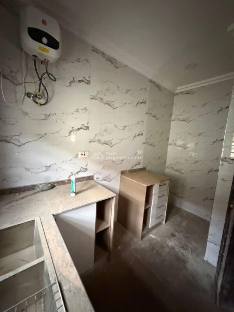 Well-maintained 2-bedroom Apartment Located on The 2nd Floor, Utako, Abuja, Flat / Apartment for Rent