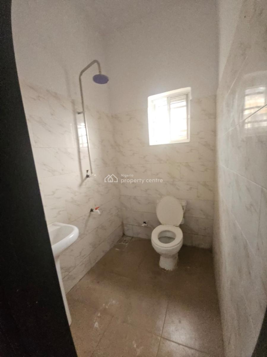 2 Bedroom Flat, Omole Phase2 Extension, Omole Phase 2, Ikeja, Lagos, Flat / Apartment for Sale