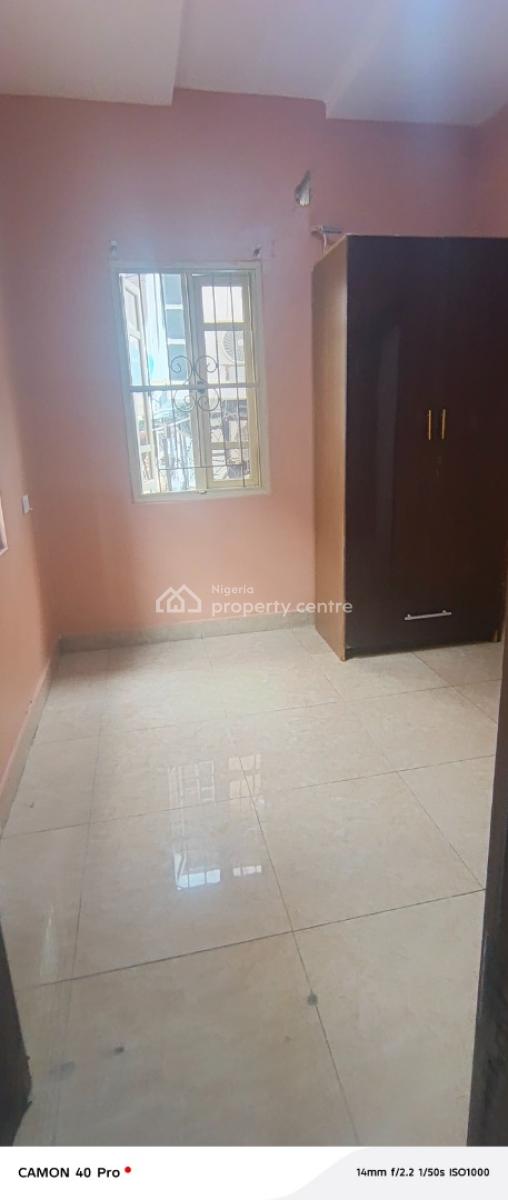 a Room Downstairs Shared Apartment, Chevy View Estate, Lekki, Lagos, Self Contain (single Rooms) for Rent