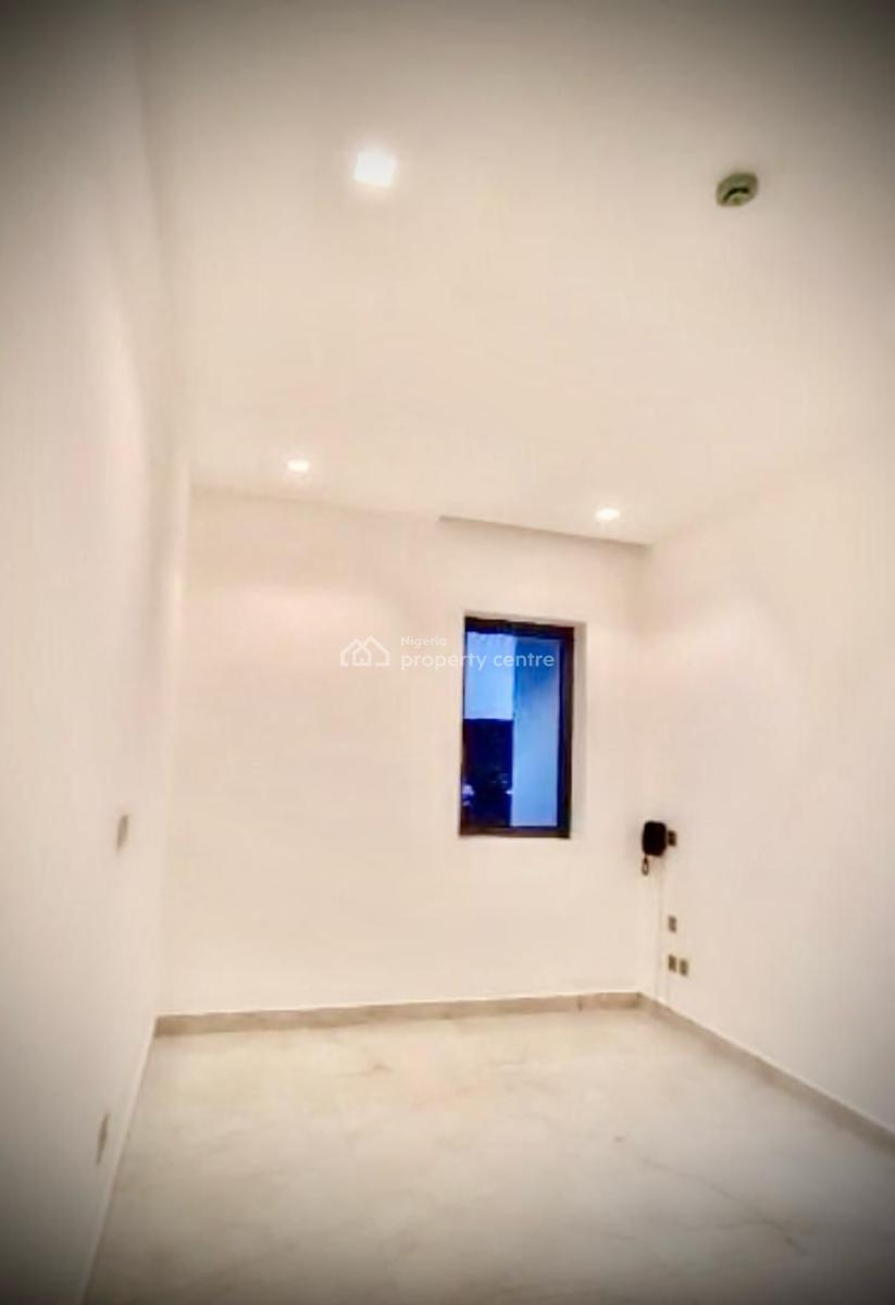 Beautifully Crafted 4 Bedroom Semi Detached with Elevator & Pool, Banana Island, Ikoyi, Lagos, Semi-detached Duplex for Sale