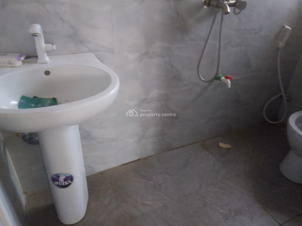 Spacious Luxury 2 Bedroom Flat with Excellent Features, Greenland Estate, Ogombo, Ajah, Lagos, Flat / Apartment for Rent