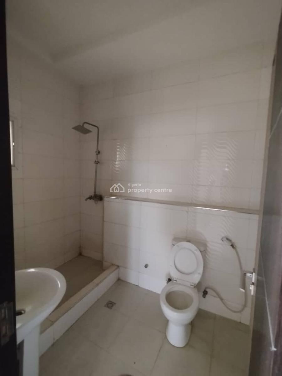 Standard 3bedroom Flat on The Second Floor, Jahi, Abuja, Flat / Apartment for Rent