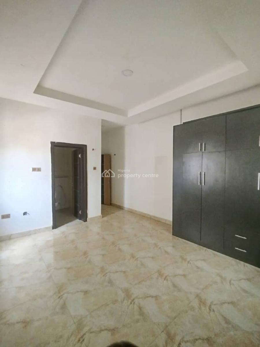 Standard 3bedroom Flat on The Second Floor, Jahi, Abuja, Flat / Apartment for Rent