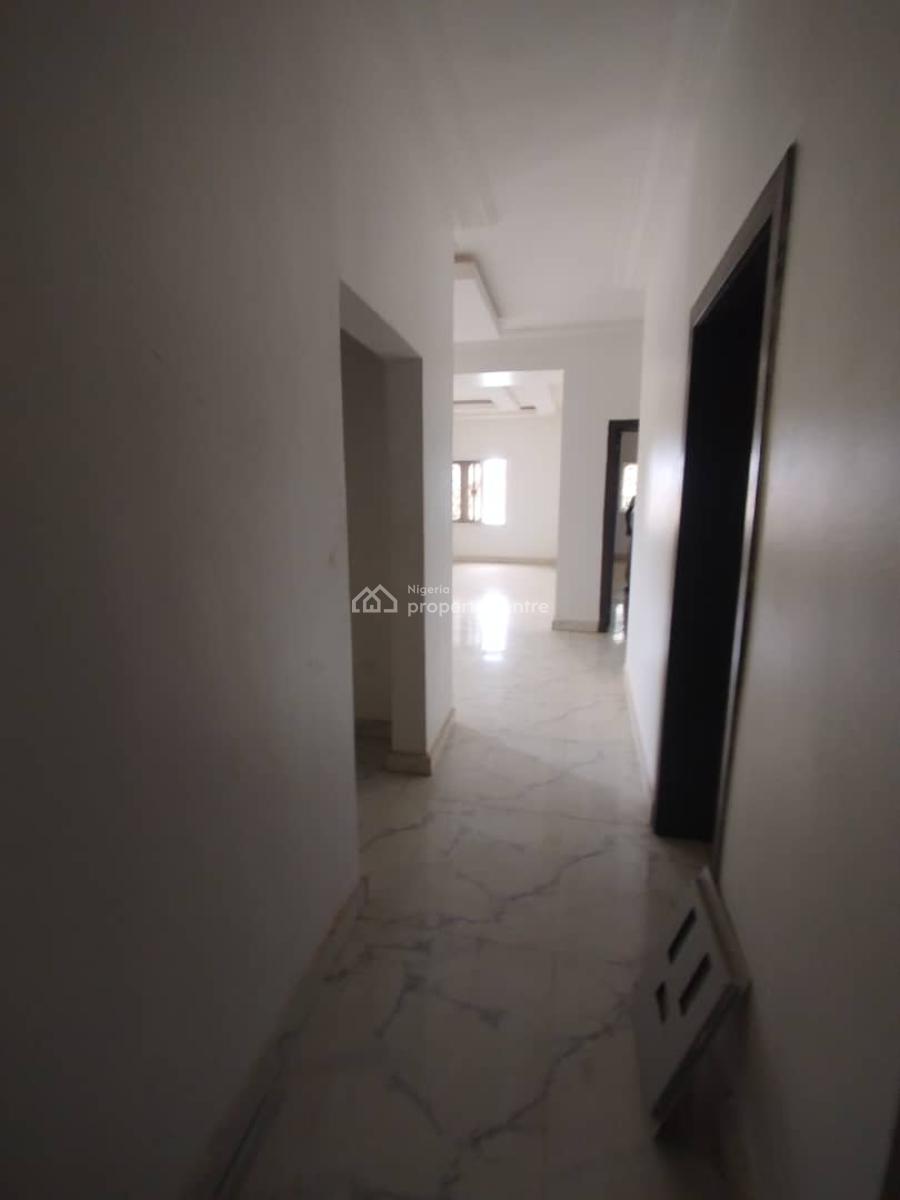 Standard 3bedroom Flat on The Second Floor, Jahi, Abuja, Flat / Apartment for Rent