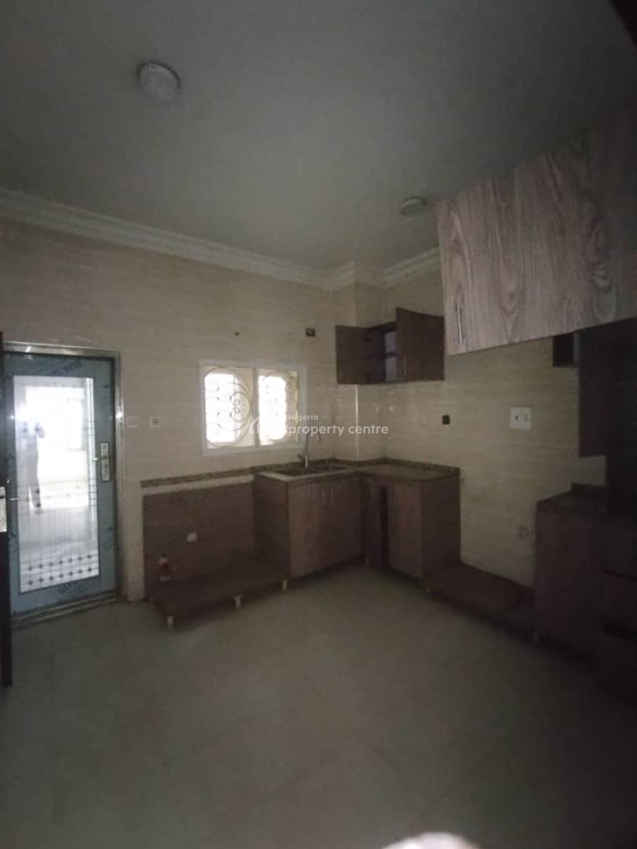 Standard 2bedroom Flat on The Second Floor, Jahi, Abuja, Flat / Apartment for Rent