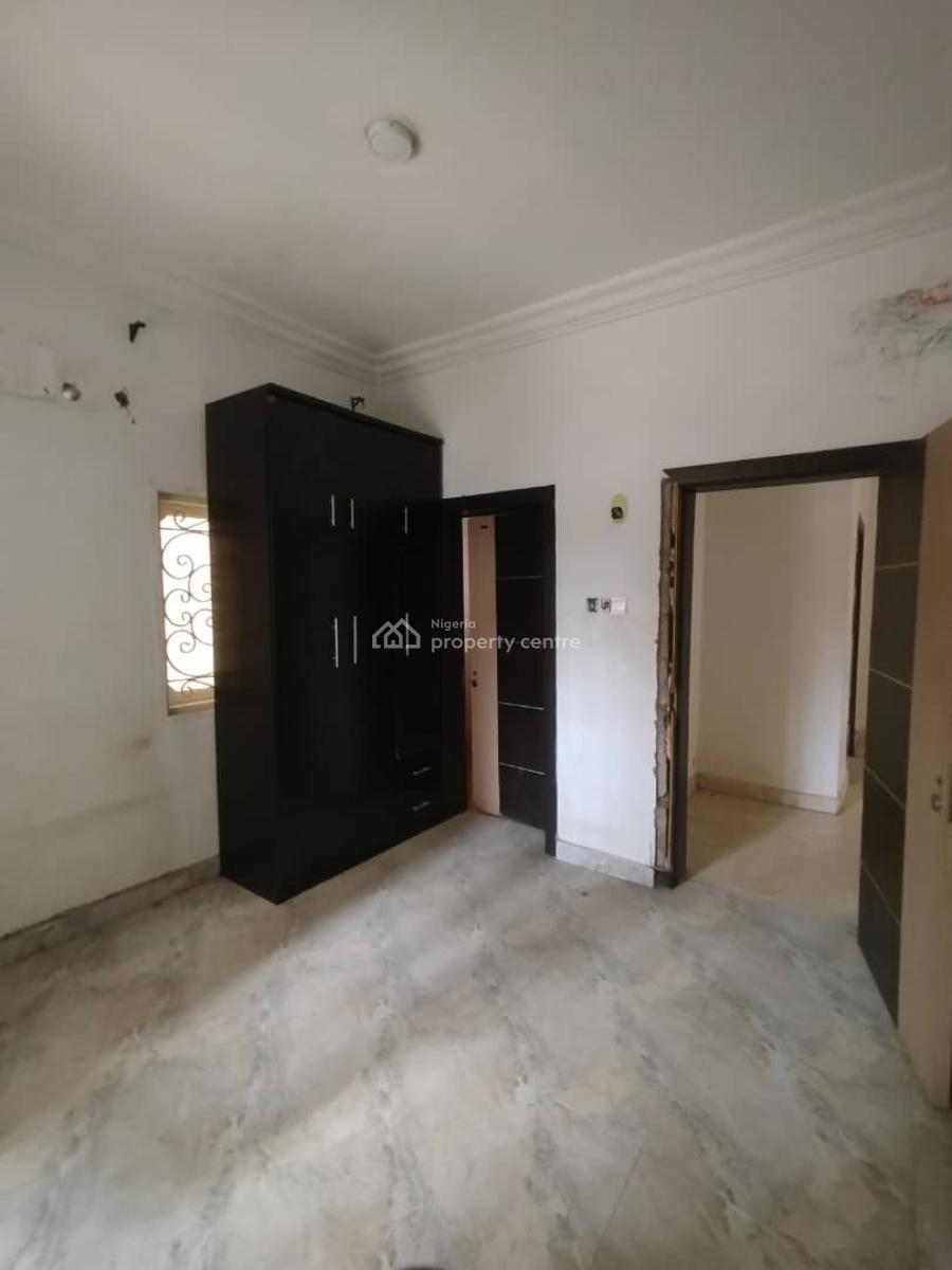 Standard 2bedroom Flat on The Second Floor, Jahi, Abuja, Flat / Apartment for Rent