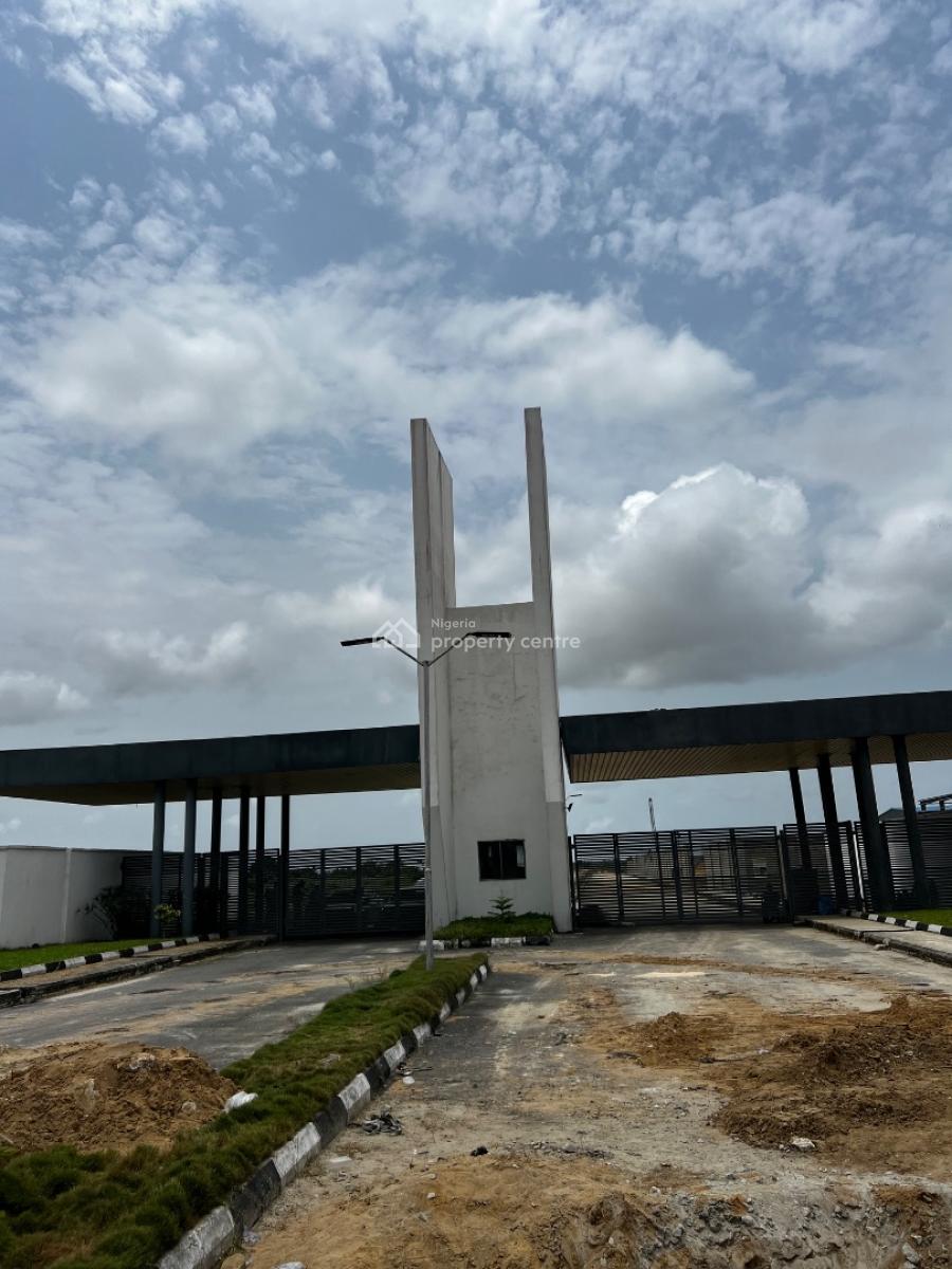500sqm  Plot of Land Facing The Lekki Epe Expressway, Lekki Epe Expressway, Epe, Lagos, Mixed-use Land for Sale
