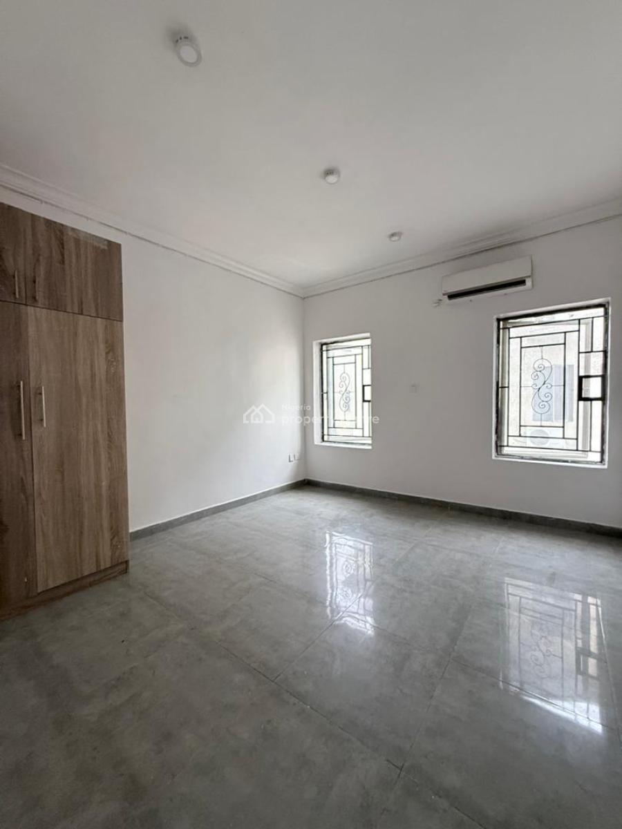 Ultra Modern 2 Bedroom Apartment Available, Ikota, Lekki, Lagos, Flat / Apartment for Sale