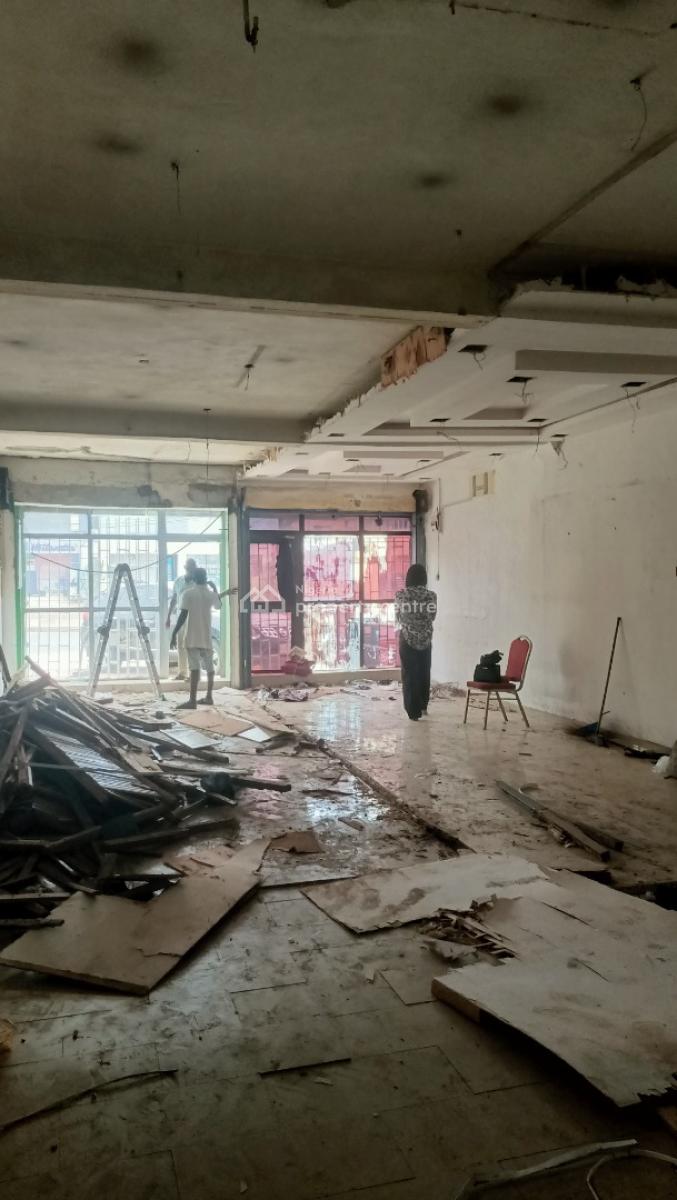 90 Sqms Ground Floor Showroom, Opebi Road, Opebi, Ikeja, Lagos, Shop for Rent