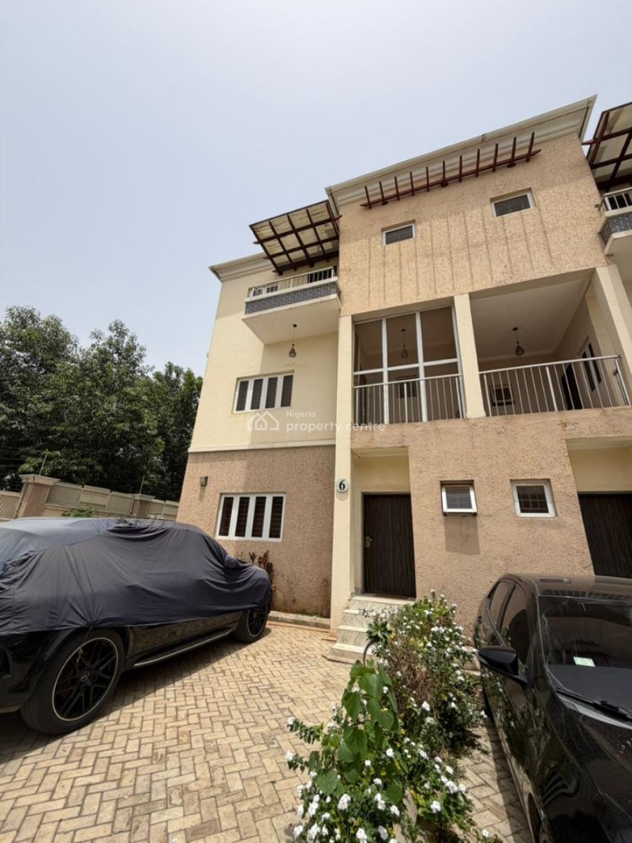 Luxury Finished 4-bedroom Terrace Duplex with Bq, Guzape District, Abuja, Terraced Duplex for Sale