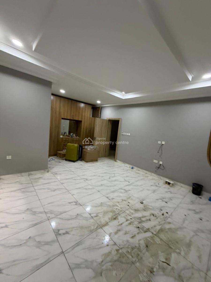 Luxury Finished 4-bedroom Terrace Duplex with Bq, Guzape District, Abuja, Terraced Duplex for Sale