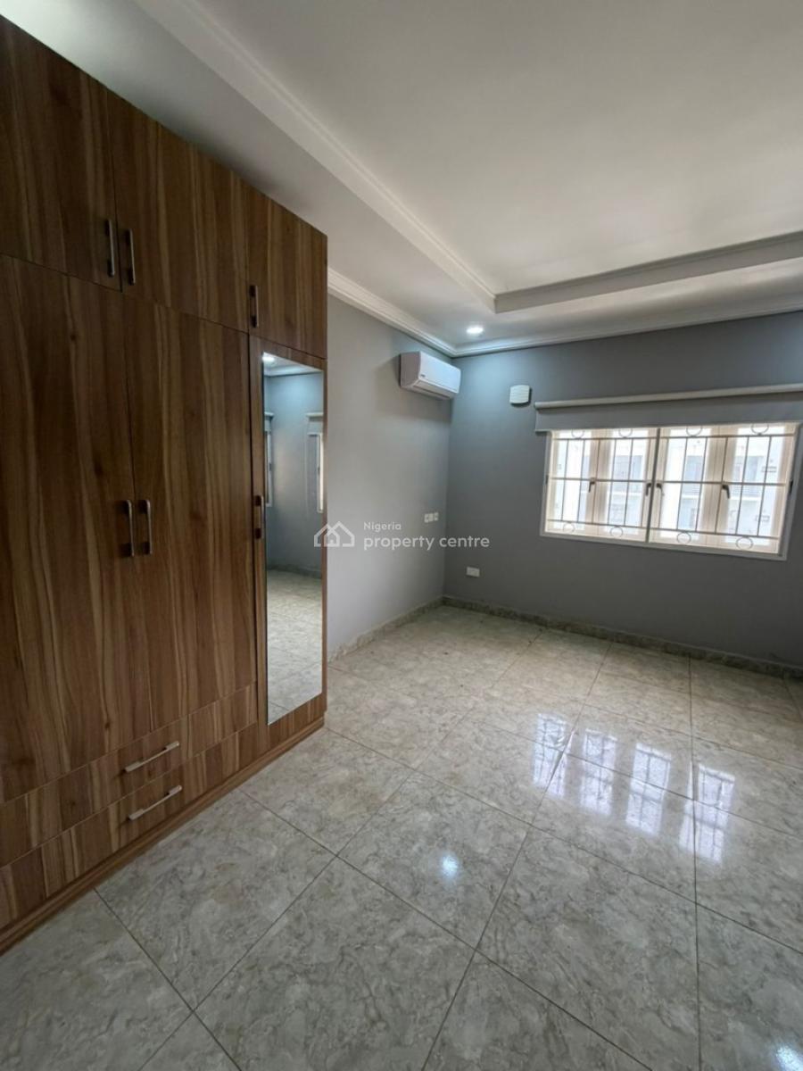Luxury Finished 4-bedroom Terrace Duplex with Bq, Guzape District, Abuja, Terraced Duplex for Sale