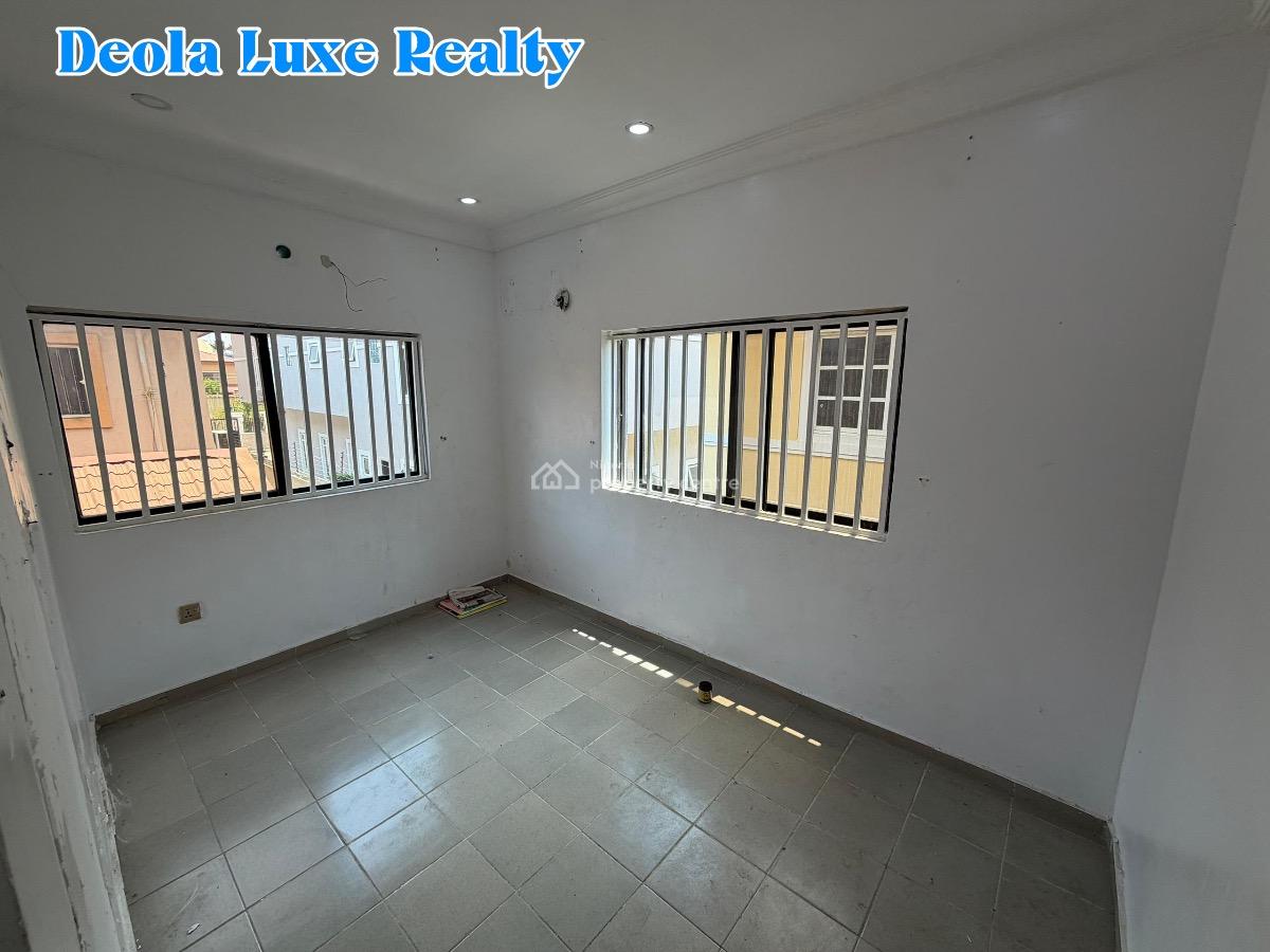 a Nice and Spacious 1 Bedrooms Apartment, Off Admiralty Way, Lekki Phase 1, Lekki, Lagos, Mini Flat (room and Parlour) for Rent