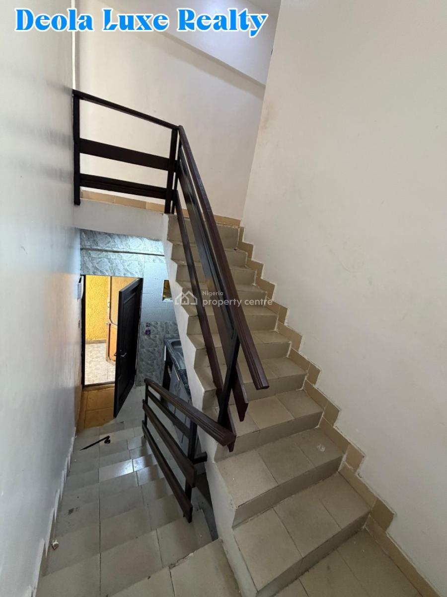 a Nice and Spacious 1 Bedrooms Apartment, Off Admiralty Way, Lekki Phase 1, Lekki, Lagos, Mini Flat (room and Parlour) for Rent