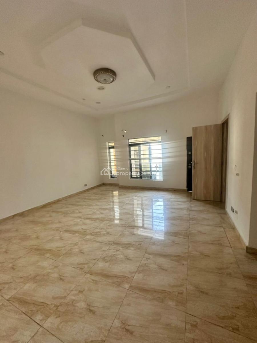 Newly Finished Master Bedroom Shared Apartment, Royal Pine Gate 1 Orchid Road, Lekki, Lagos, Semi-detached Duplex for Rent