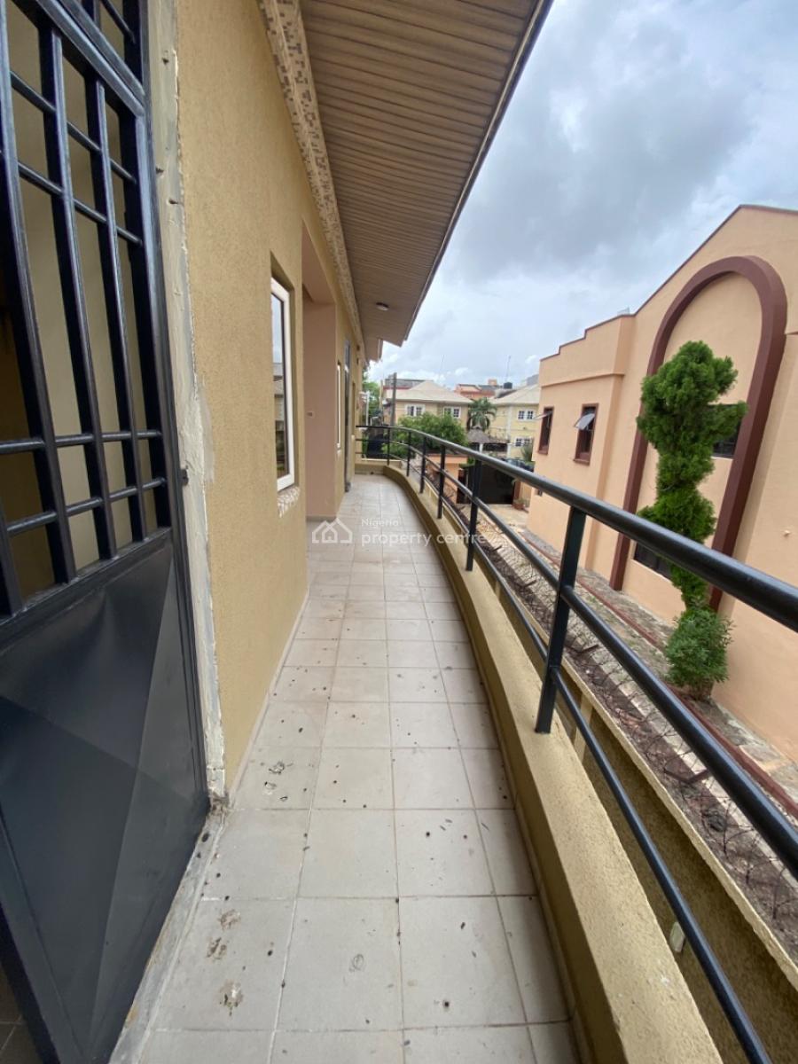 a Penthouse 4 Bedrooms with a Room Bq, Admiralty Lekki, Lekki Phase 1, Lekki, Lagos, Flat / Apartment for Rent