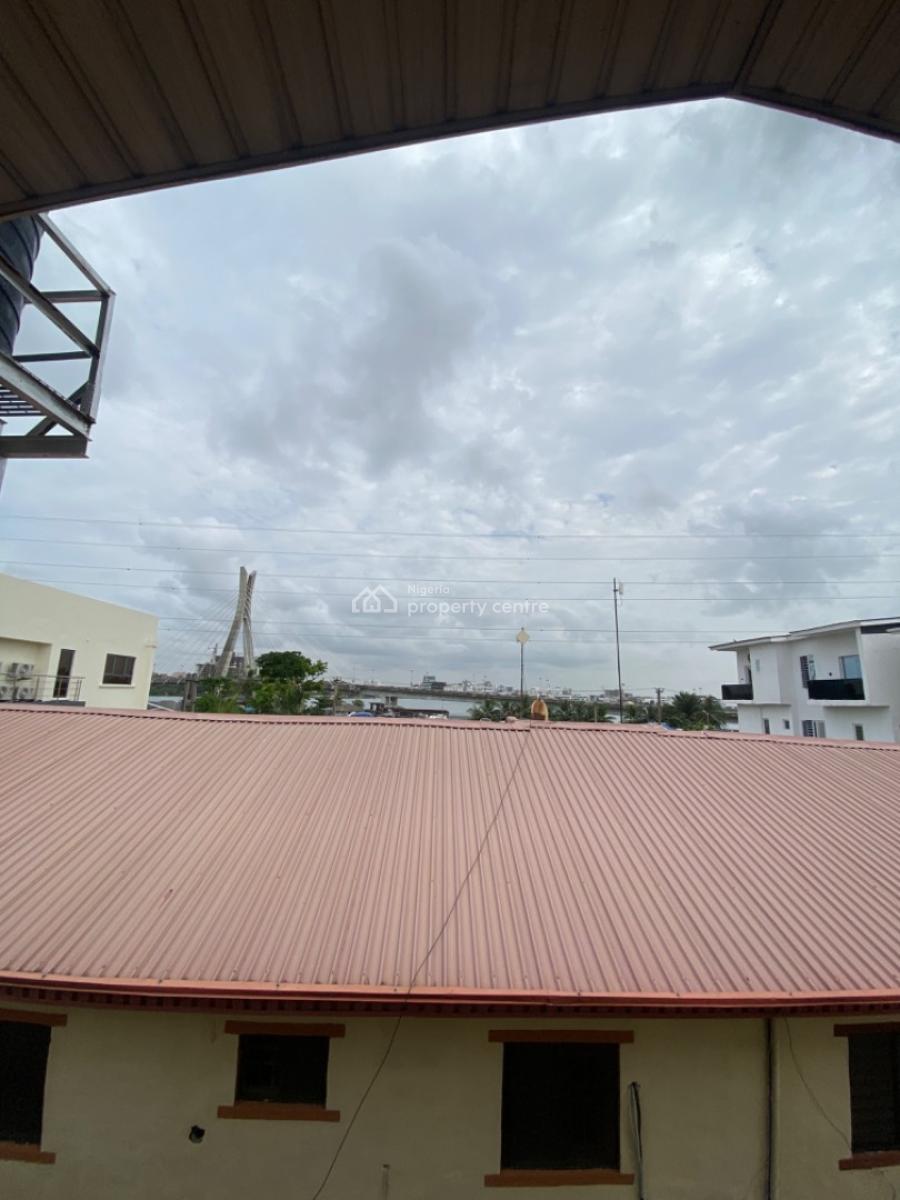 a Penthouse 4 Bedrooms with a Room Bq, Admiralty Lekki, Lekki Phase 1, Lekki, Lagos, Flat / Apartment for Rent