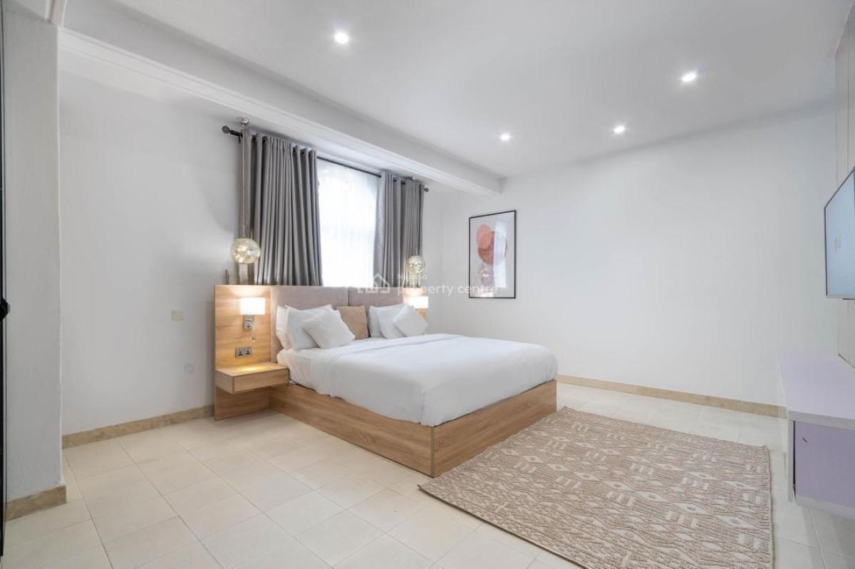 Newly Opened 3 Bedroom Apartment with Swimming Pool, Snooker Boa, Lekki Phase 1, Lekki, Lagos, Flat / Apartment Short Let