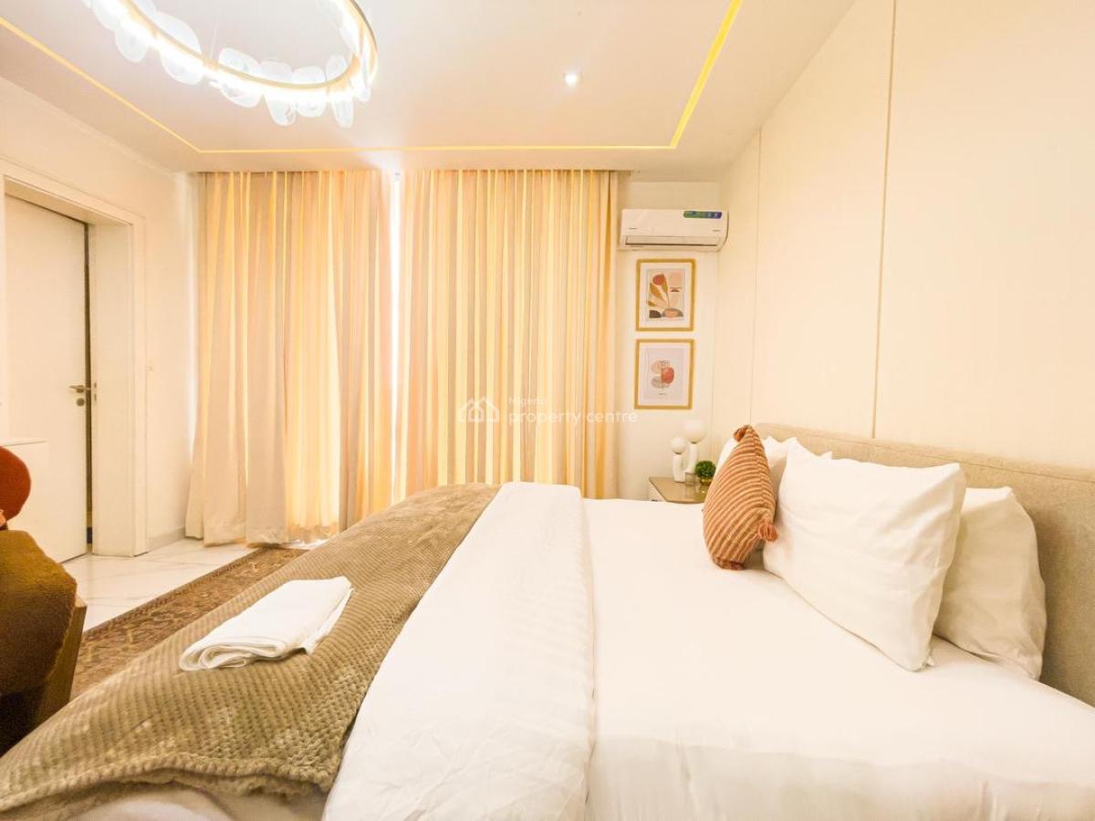 Newly Opened 3 Bedroom Apartment with Swimming Pool, Snooker Boa, Lekki Phase 1, Lekki, Lagos, Flat / Apartment Short Let