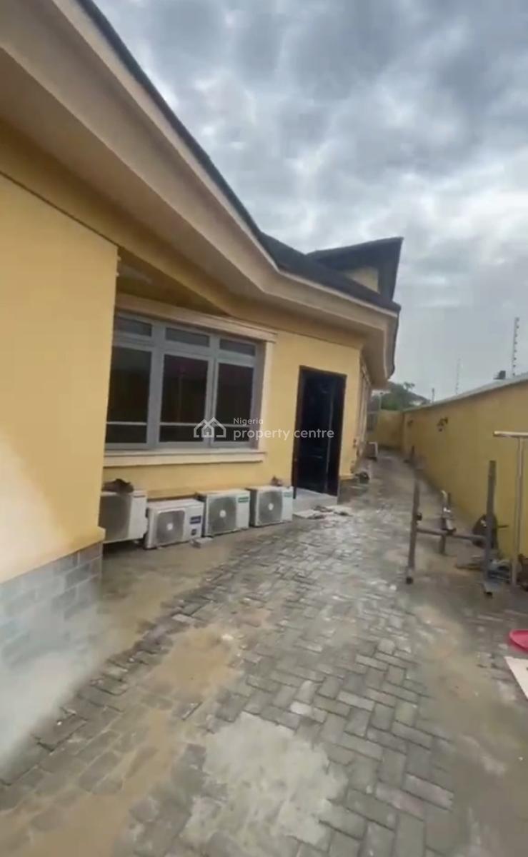 Spacious Standard Newly Built 2 Bedroom Apartment, Akoka, Yaba, Lagos, Flat / Apartment for Rent