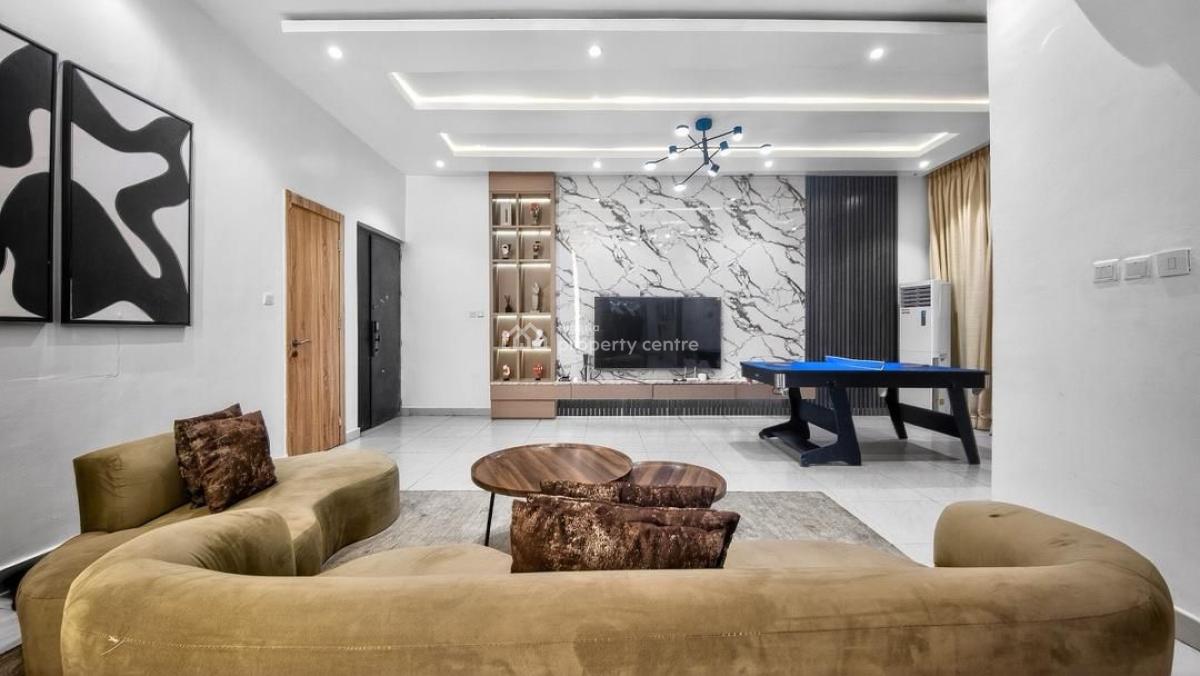 Cute 🥰luxury 2 Bedroom Apartment with Ps5 ,smart Lock and Fully Equip, Lekki Phase 1, Lekki, Lagos, Flat / Apartment Short Let