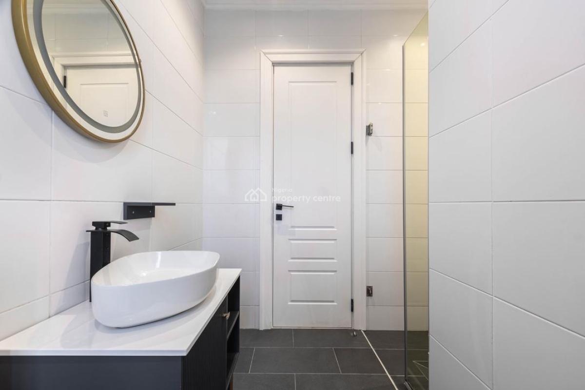 Luxury Two Bedroom Apartment with Luxury Finishes, Lekki Phase 2, Lekki, Lagos, Flat / Apartment Short Let