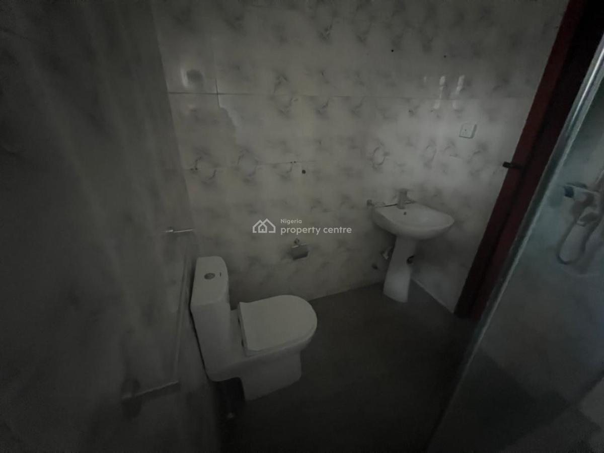 3 Bedroom Bedroom Terrace Duplex with Bq, Lekki Phase 1, Lekki, Lagos, Terraced Duplex for Rent