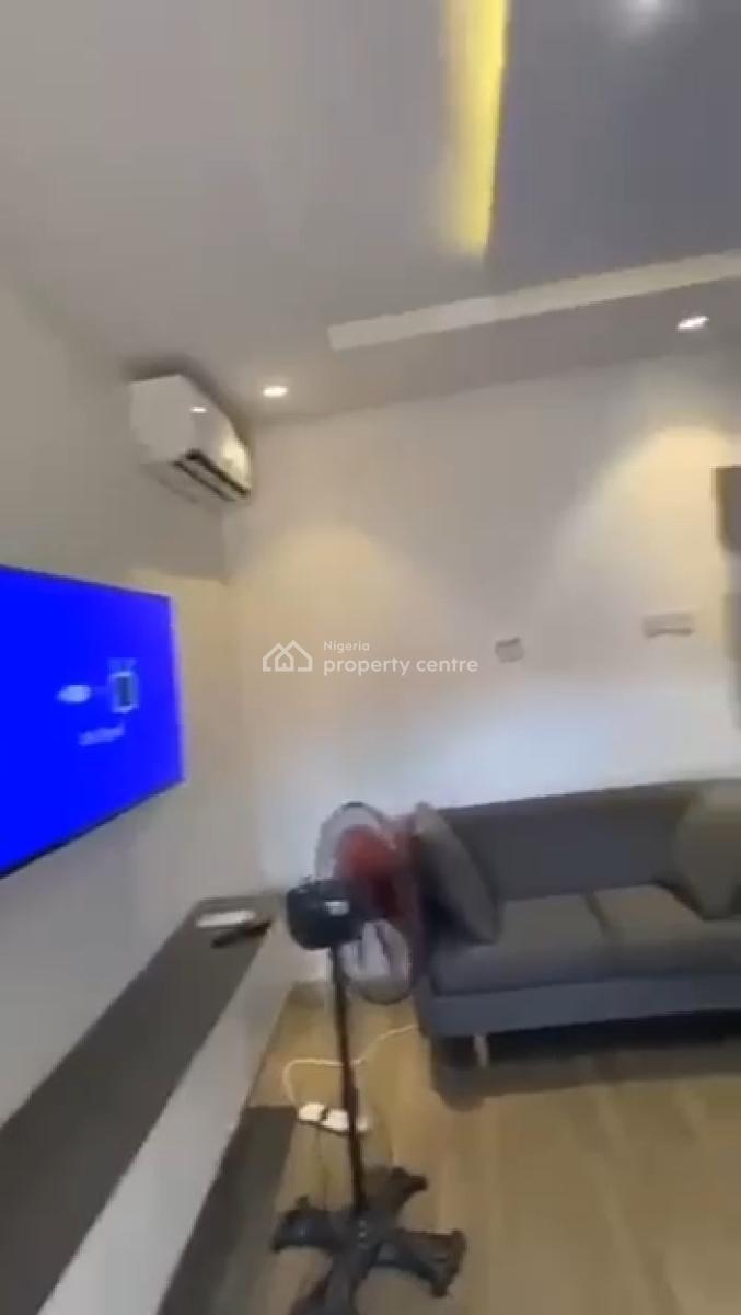 Fully Furnished 1 Bedroom Flat, Pedro Road, Gbagada, Lagos, Flat / Apartment for Rent