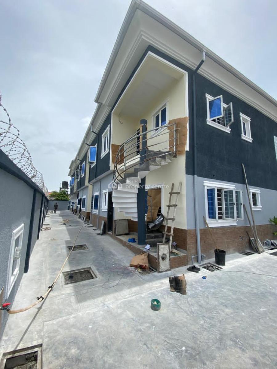 Massively New 2bedroom Upstairs, Eke Akete Abijo Lagos State, Sangotedo, Ajah, Lagos, Flat / Apartment for Rent