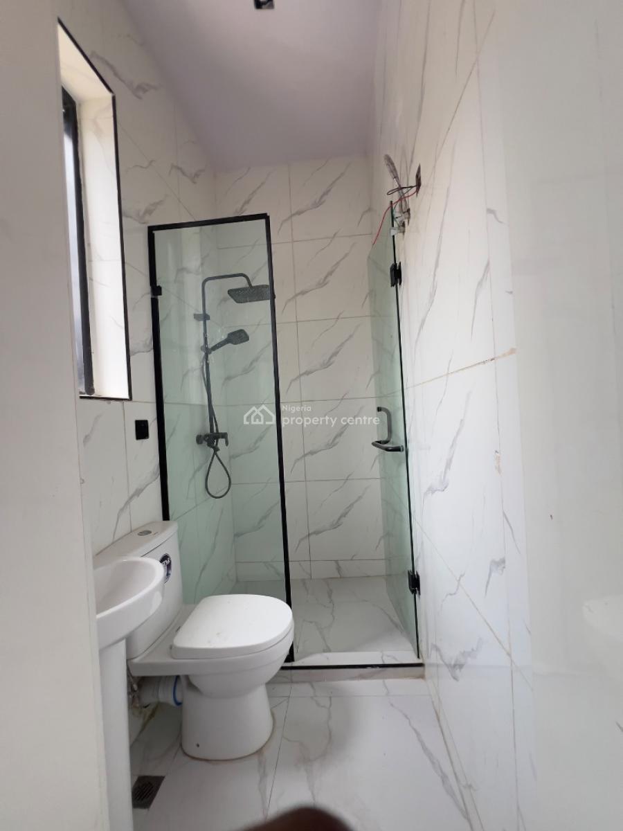 Newly Built 2 Bedroom Apartment with Bq ,pool,gym &elevator, Ikate, Lekki, Lagos, Flat / Apartment for Sale