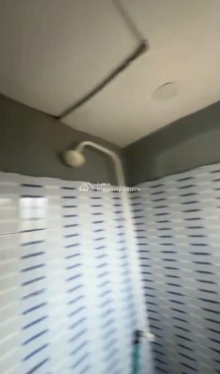 Decent Standard Spacious Self Contain, Fadeyi, Onipanu, Shomolu, Lagos, Self Contain (single Rooms) for Rent