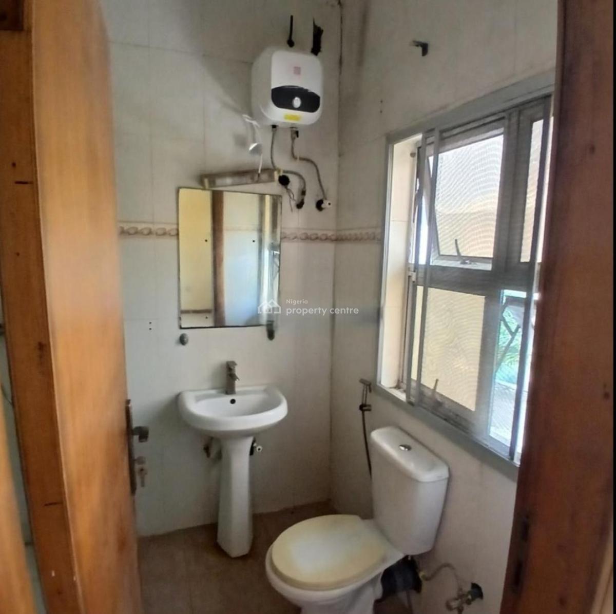 Self Serviced 5 Bedroom Semi Detached Duplex with a Room Bq Available, Lekki Phase 1, Lekki, Lagos, Semi-detached Duplex for Rent