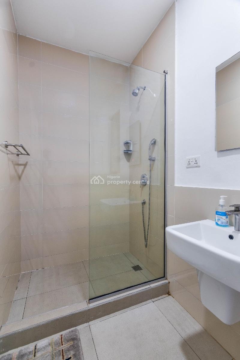 Luxury Waterfront 1-bedroom Apartment with Gym, Pool & Cinema, No 7 Admiralty Road Lekki Phase 1, Lekki Phase 1, Lekki, Lagos, Mini Flat (room and Parlour) Short Let