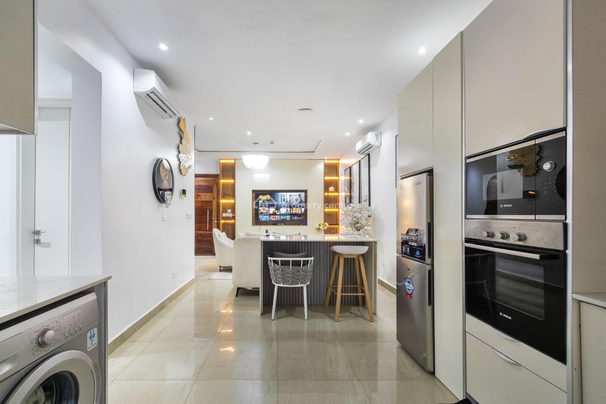 Luxury Waterfront 1-bedroom Apartment with Gym, Pool & Cinema, No 7 Admiralty Road Lekki Phase 1, Lekki Phase 1, Lekki, Lagos, Mini Flat (room and Parlour) Short Let