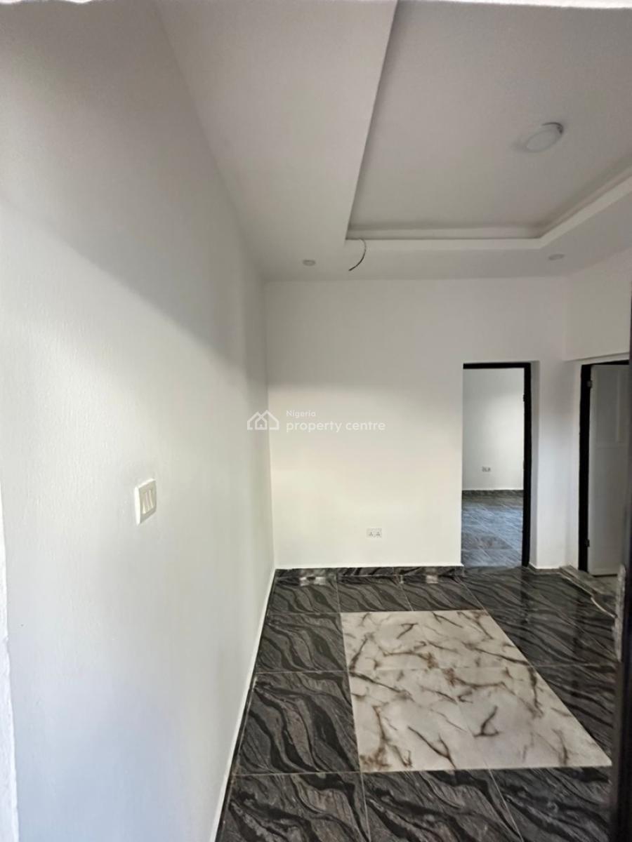 Standard Clean Mini Flat in a Call to Access Estate with Swimming Pool, Located Inside an Estate,good Road,swimming Pool and Gym Available, Sangotedo, Ajah, Lagos, Mini Flat (room and Parlour) for Rent