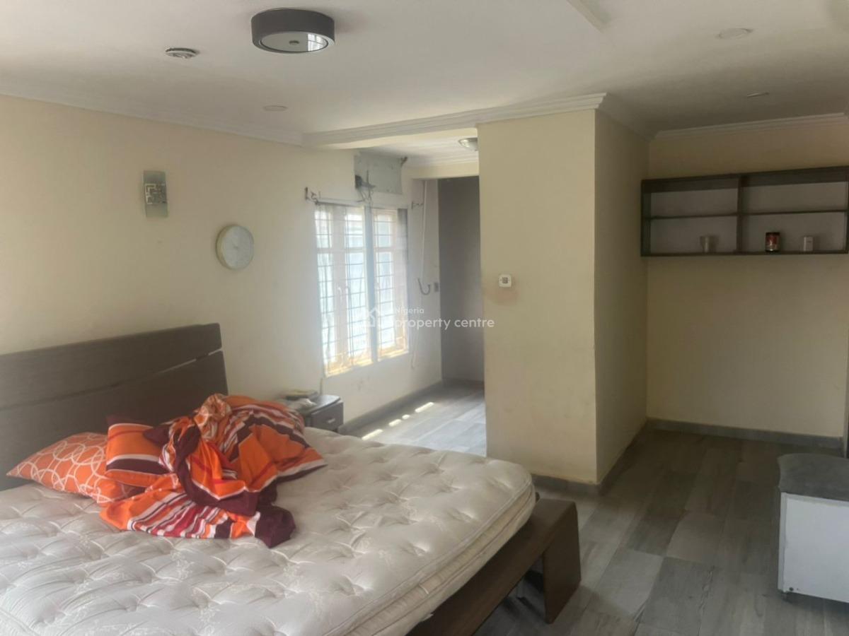 a Well Built Up 4 Bedroom Semi Detached House Ensuit, Lekki Phase 1, Lekki, Lagos, Semi-detached Duplex for Rent