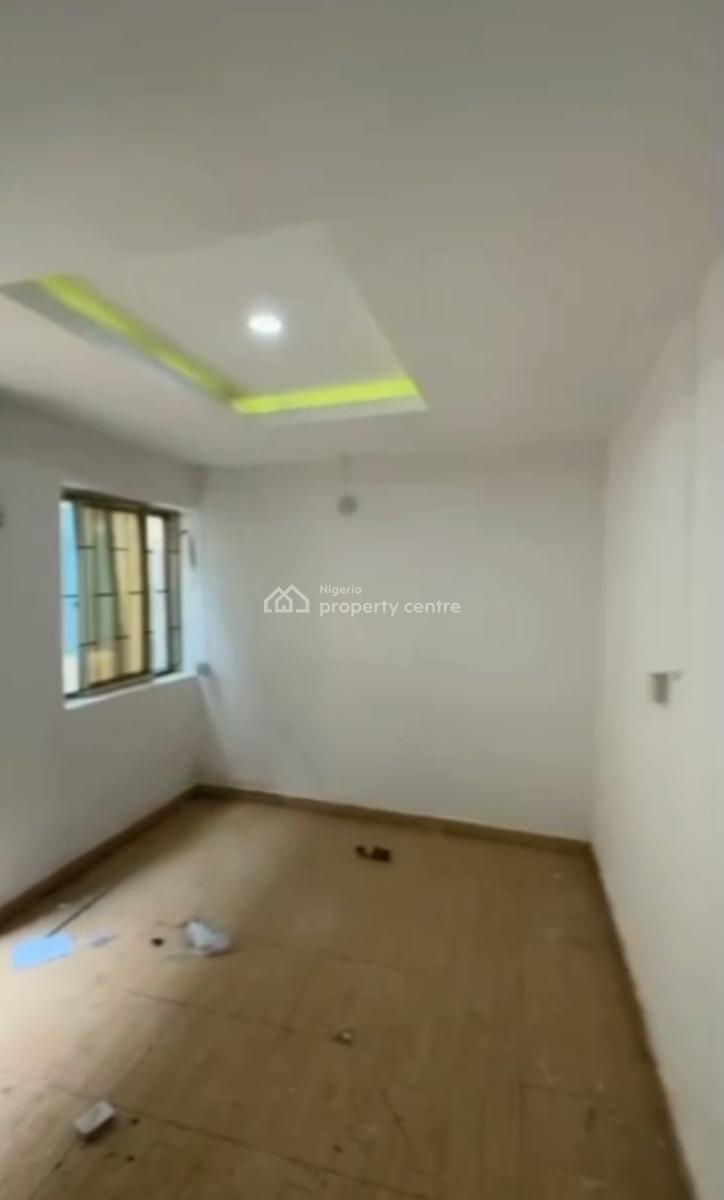 Spacious Standard Decent Self Contain, Fadeyi, Onipanu, Shomolu, Lagos, Self Contain (single Rooms) for Rent