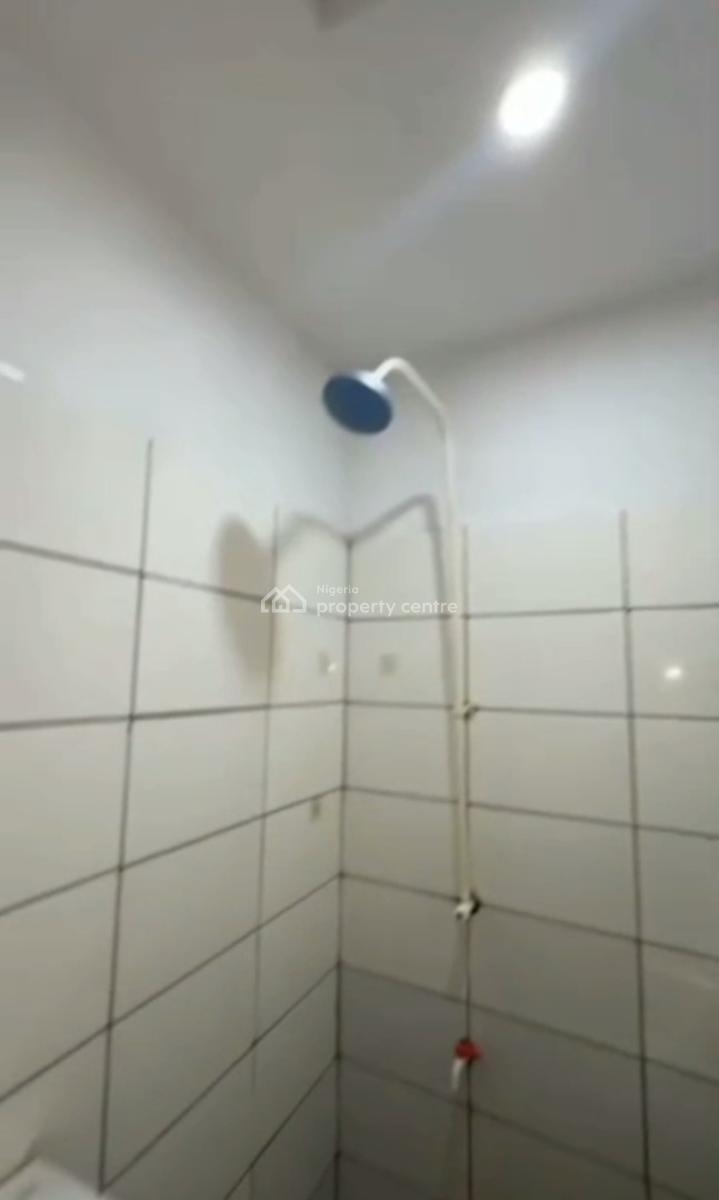 Spacious Standard Decent Self Contain, Fadeyi, Onipanu, Shomolu, Lagos, Self Contain (single Rooms) for Rent